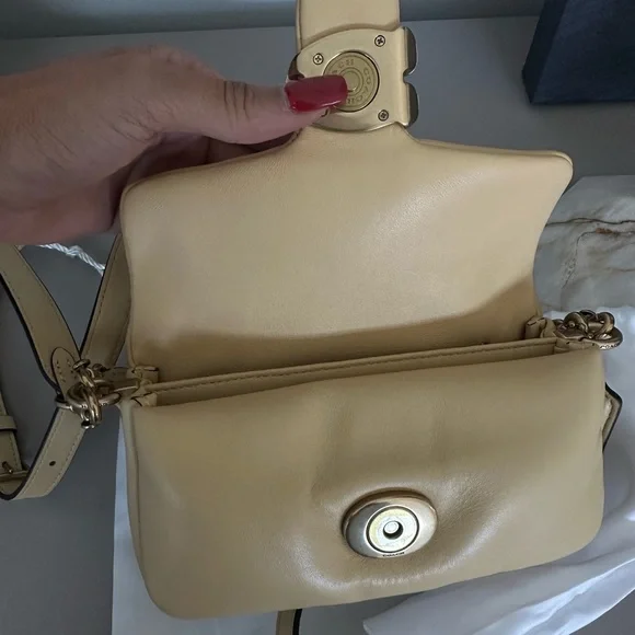 Coach Pillow Tabby Shoulder Bag 18 - Picture 7 of 9